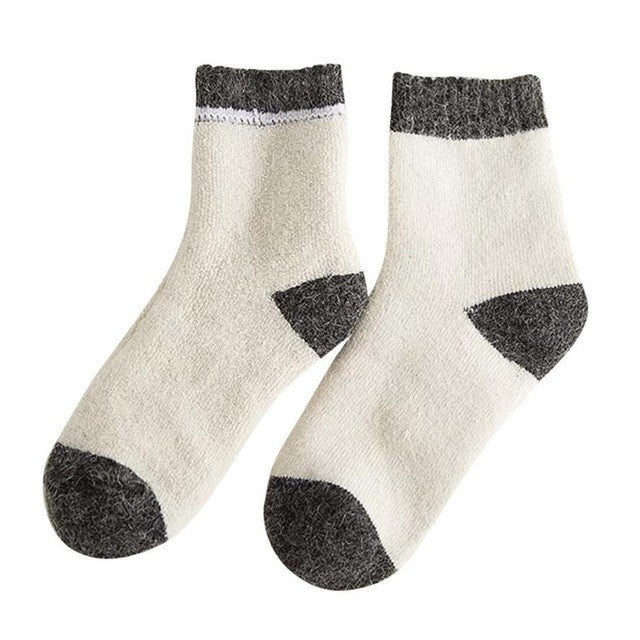 Women Sport Socks Mens Knitted Wool Socks Warm Winter 2017