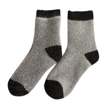 Women Sport Socks Mens Knitted Wool Socks Warm Winter 2017