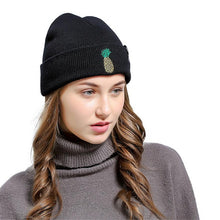 European Style Pineapple Embroidered Men Women Baggy Wool Knit Ski Beanie High Quality Unisex Novelty Hat Fold Thick Female Cap