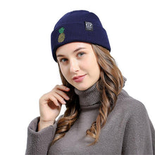European Style Pineapple Embroidered Men Women Baggy Wool Knit Ski Beanie High Quality Unisex Novelty Hat Fold Thick Female Cap